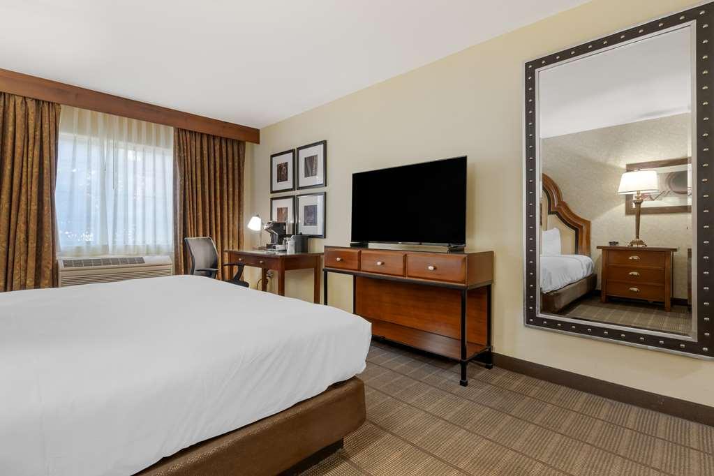 Best Western Plus Boomtown Casino Hotel Рино Стая снимка